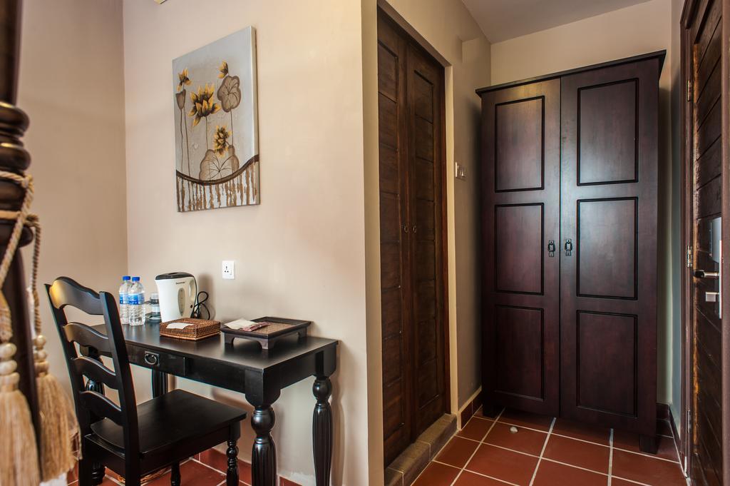 Armenian Suite Hotel George Town Room photo