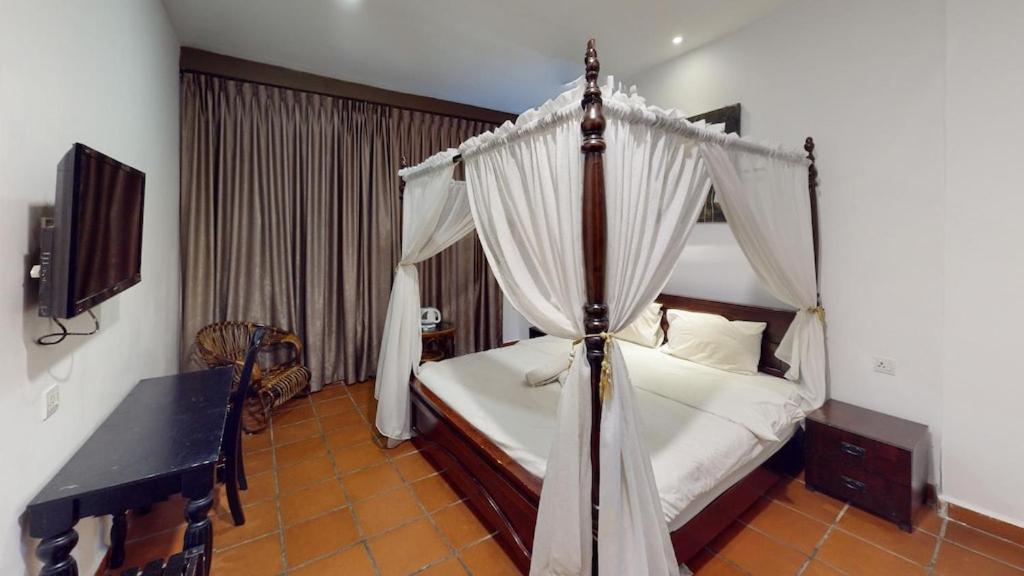 Armenian Suite Hotel George Town Exterior photo